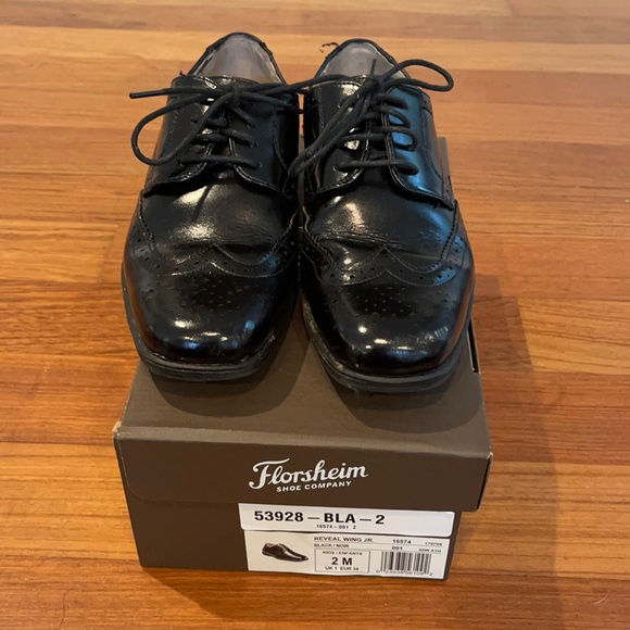 Florsheim Reveal Wing Jr shoes - Picture 1 of 4